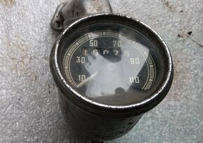 predám tachometer na CZ,Manet 125 - 2