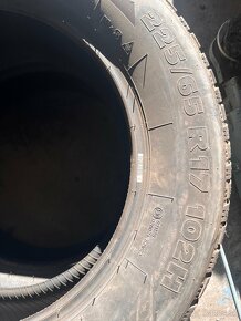 225/65 R17 - 2