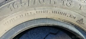 Predám 2 zimné pneumatiky 165/70 R13 79T Barum - 2