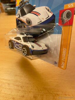 HotWheels Porsche 911 Rallye - 2