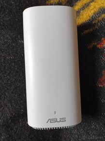 Predám Router zn. ASUS 2KS Stolovy smerovač - 2