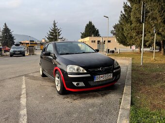 OPEL CORSA C 2005 rok - 2