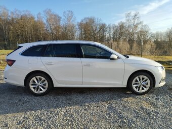 Škoda Octavia IV STYLE- 1.4Tsi iV hybrid,2700km,2024, MATRIX - 2