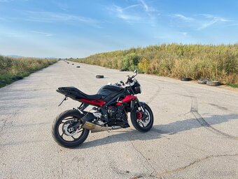 Triumph street triple 675 R, 2013 - 2