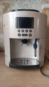 Plnoautomatický kávovar KRUPS ESSENTIAL DISPLAY EA815A10 - 2