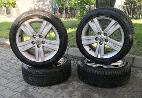 Zimní Kola 5x114,3 Avensis Auris Prius RAV4 215/50R17 - 2