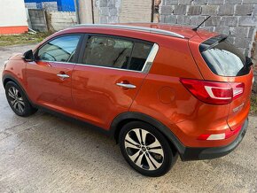 rozpredam kia sportage 2,0 crdi 4x4 100kw awd - 2