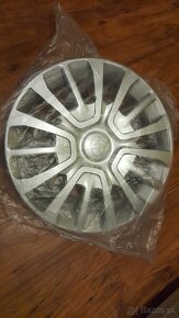 Puklice Toyota 16" originál A25, ešte zabalené - 2