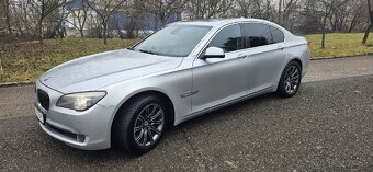 BMW rad 7 730D model F01 - 2