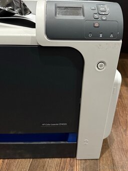 HP Color LaserJet CP4025 - 2