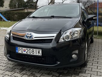 Toyota Auris hybrid - 2