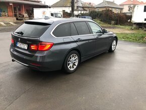 Bmw 320i - 2