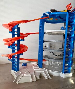 Hot Wheels City Super Ultimate Garage - 2