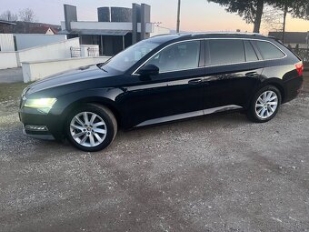 Škoda Superb Combi 1.6 TDI 88KW DSG - 2