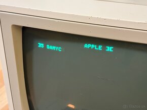 Apple II plus + monitor - 2