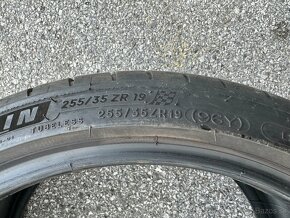 255/35 R19 letné Michelin PS4 - 2