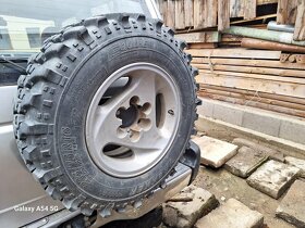 pneu t3 235/75R16 - 2