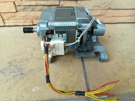 Elektromotor 240 V,  132303620 - 2