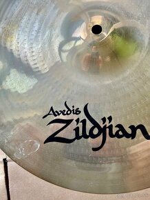 Zildjian A Custom 16" crash. - 2