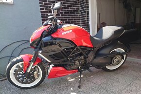 Ducati  Diavel - 2