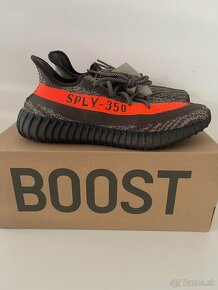 Yeezy 350 V2 Carbon Beluga - 2