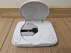 PlayStation 1 konzola na náhradné diely - 2