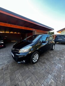 TOYOTA YARIS 1.3 mt6 2013 - 2