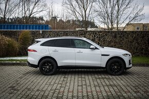 Jaguar F-Pace 3.0d D300 SE, 1.majiteľ,Nelakované, HUD, pano - 2