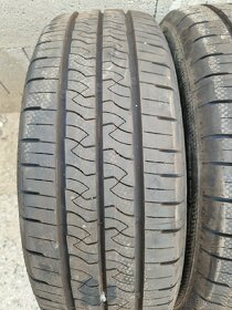 215/65r17 108H Kumho portran kc53 - 2