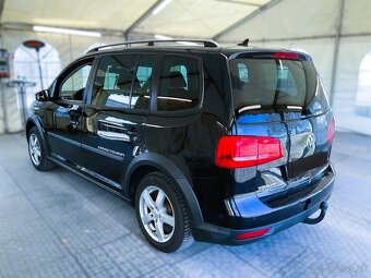 Volkswagen Touran Cross 2.0 TDi 7-miest 2012 - 2