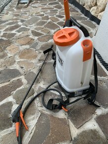 Predám chrbtový postrekovač STIHL SG 71 - 2