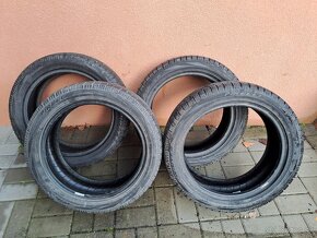 Pirelli 210 SnowSport Winter 195/50 R16 - 2