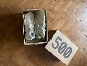 Adidas YEEZY  500 - 2