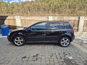 VW Golf 5 - 2