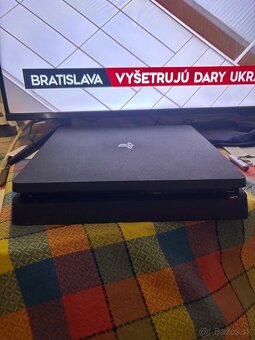 Ps4 s príslušenstvom - 2