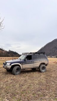 Nissan Patrol y61 - 2