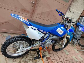 Yamaha YZ85 - 2