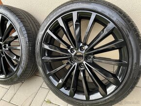 Phoenix Trinity..orig.skoda Superb3V  5x112  8j x19   ET 44  - 2