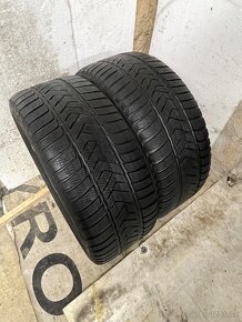 Pirelli 255/35 R19 2x=120€ - 2