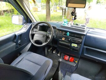 VW T4 Caravelle SYNCRO 2,5i - 2