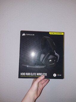 Headset Corsair Void RGB Elite - 2