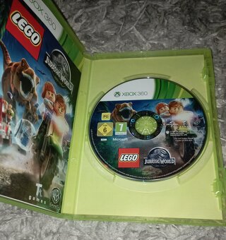 LEGO Jurassic World XBOX 360 - 2