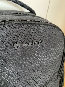 Manfrotto Pro Light 2 Frontloader Backpack M - 2