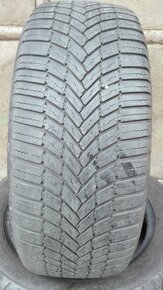 Predám 2-Zimné pneumatiky Bridgestone Weather 205/55 R16 - 2