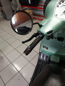 Vespa 200 Gts carbon rv.2004 - 2