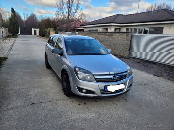 Predam opel astra h 1.7 cdti diesel kw 92 combi r.v 2012 - 2