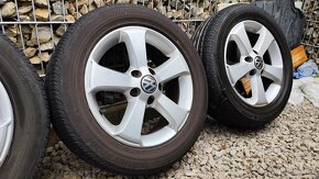 Disky orig. Volkswagen 5x112 R16 + Letné pneu 205/55 R16 - 2