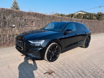 Audi Q8 50 TDI S-Line - 2