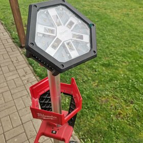 Milwaukee led svetlo - 2