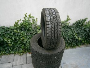 Predám 4x zimné pneu Goodyear 215/65 R15C 104/102T - 2